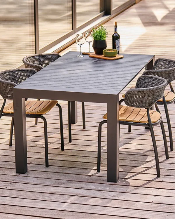 Woven Outdoor Dining Table Set